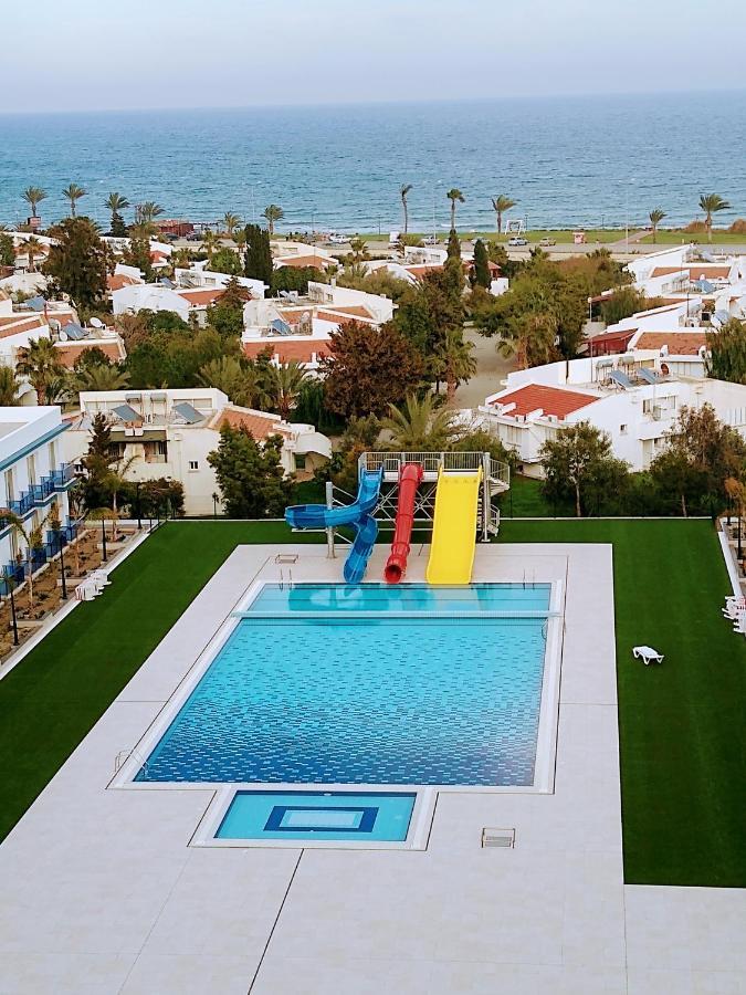 Royal Life Residence Poseidon Studio Trikomo Eksteriør bilde
